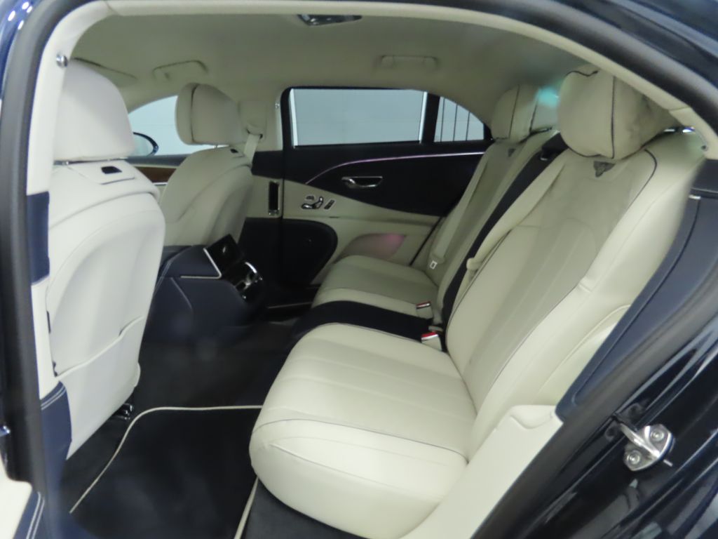 Thumbnail: 2025 Bentley Flying Spur - 23