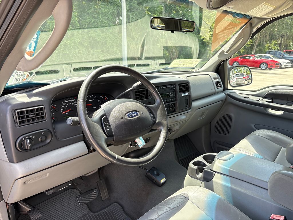 Used 2005 Silver Ford XLS image 6
