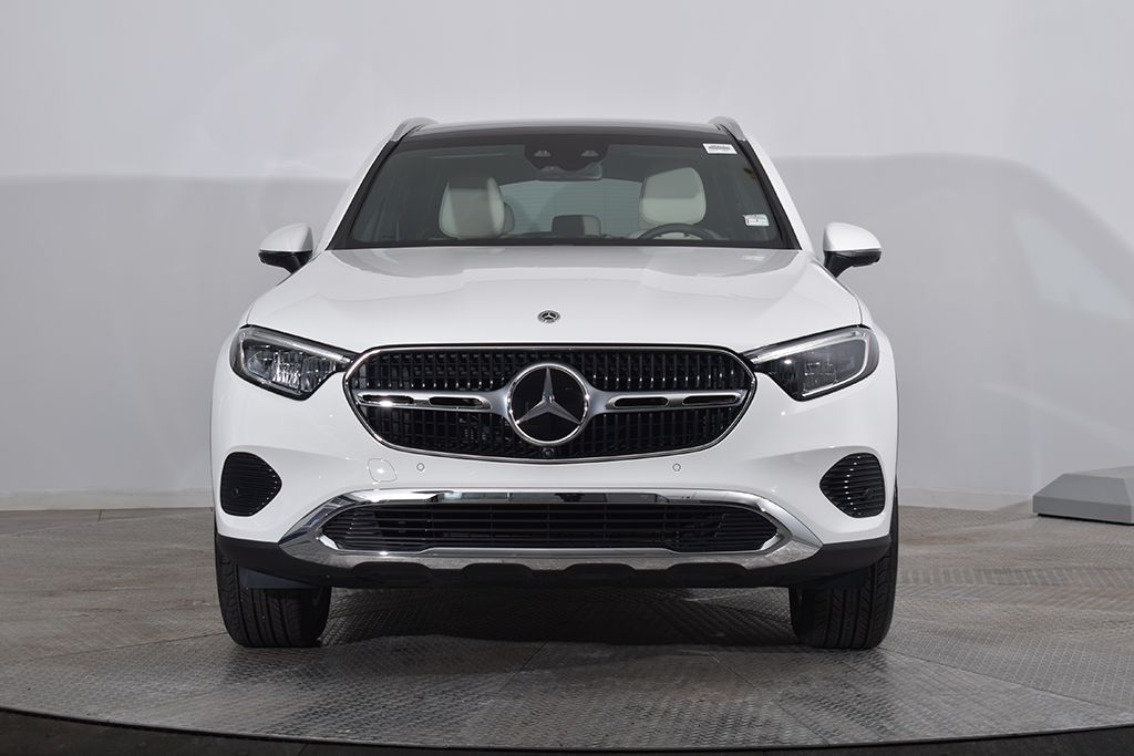 Thumbnail: 2026 Mercedes-Benz GLC - 2