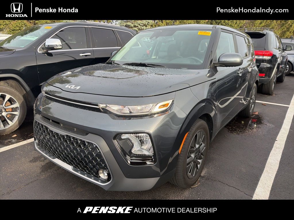 Thumbnail: 2022 Kia Soul - 1