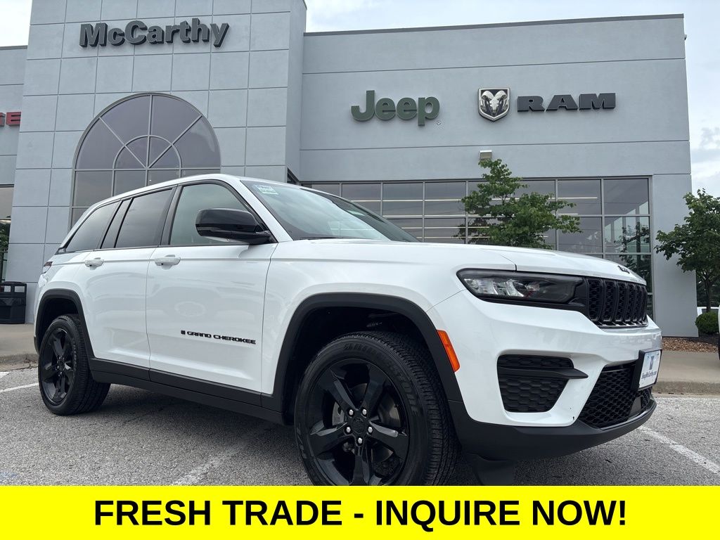 2024 Jeep Grand Cherokee Altitude X 4x4's photo