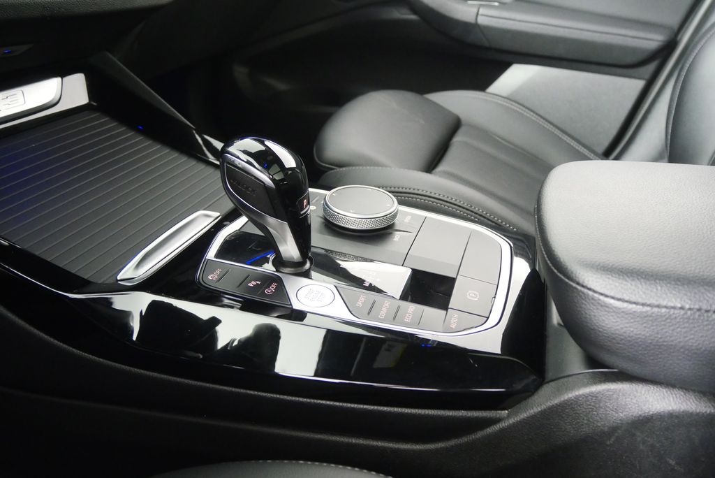 Thumbnail: 2024 BMW X3 - 26