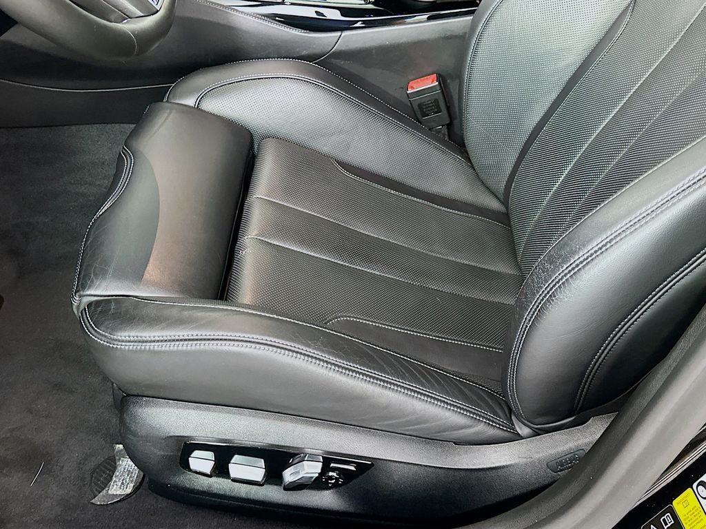 2018 BMW M5 Base 20