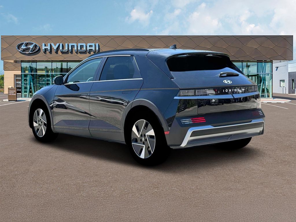New 2026 Black Hyundai SEL image 5