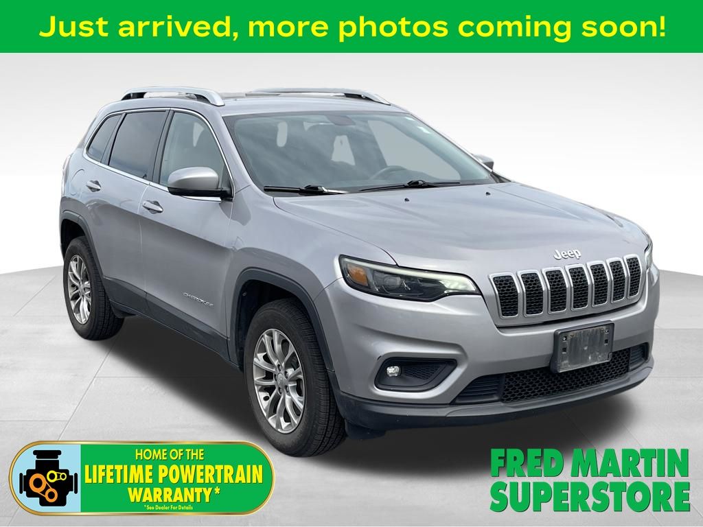 Billet Silver Metallic Clearcoat 2019 Jeep Cherokee Latitude Plus 4WD SUV / Crossover Four-Wheel Drive 9-Speed Automatic