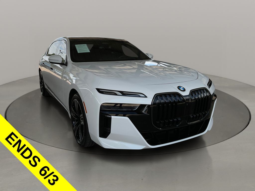 Alpine White 2025 BMW 7 Series 740i RWD Sedan Rear-Wheel Drive 8-Speed Automatic