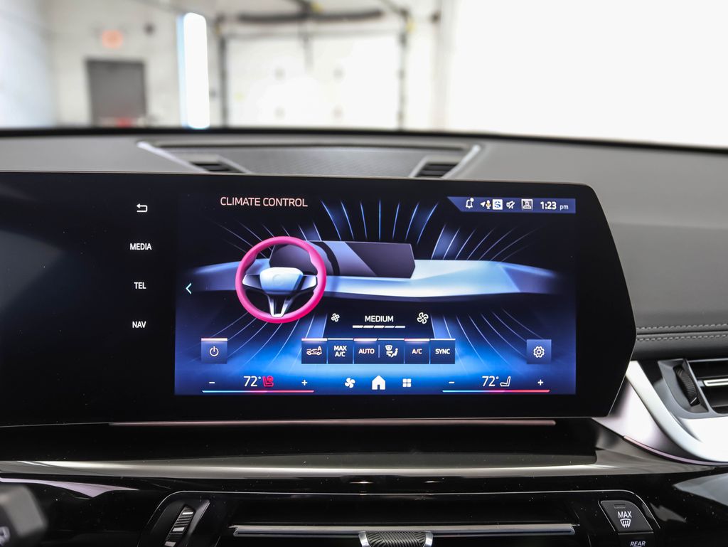 Thumbnail: 2026 BMW X1 - 18