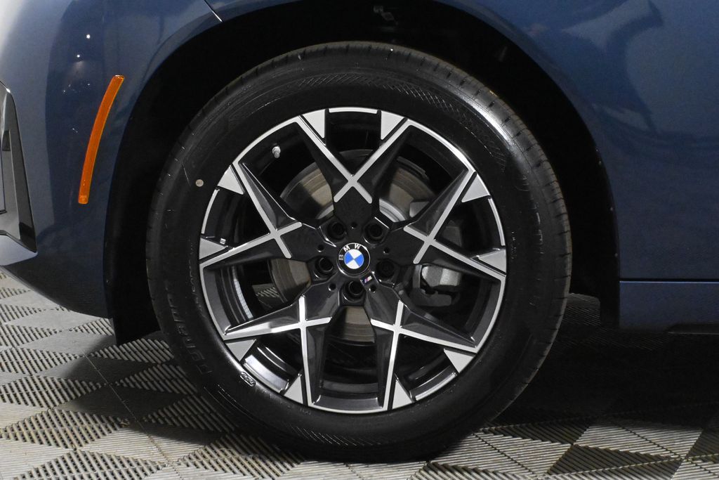 Thumbnail: 2026 BMW X3 - 12