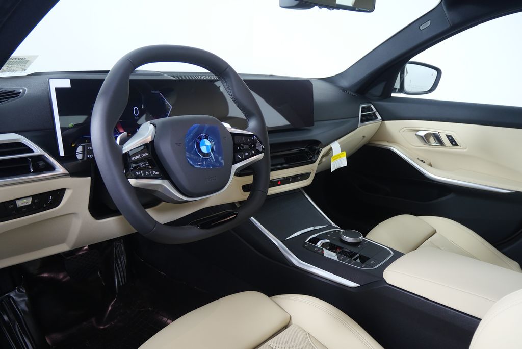 Thumbnail: 2026 BMW 3 Series - 13