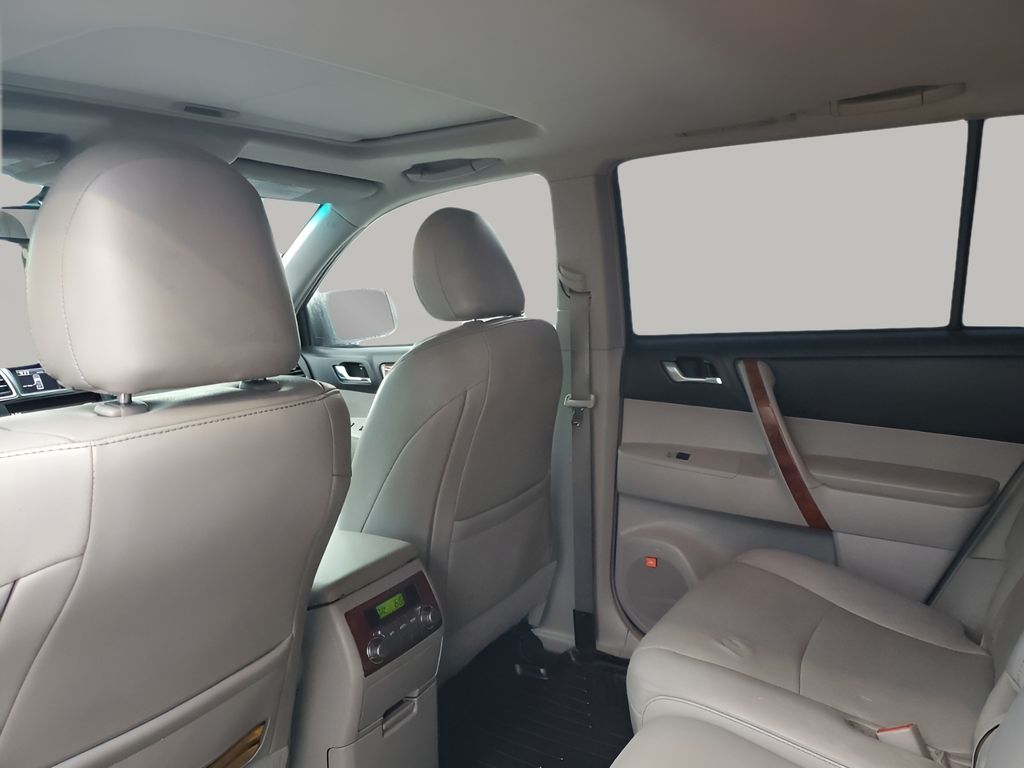 Used Car 2012 Toyota Highlander  Limited For Sale Under $12,000 In Austin, Texas