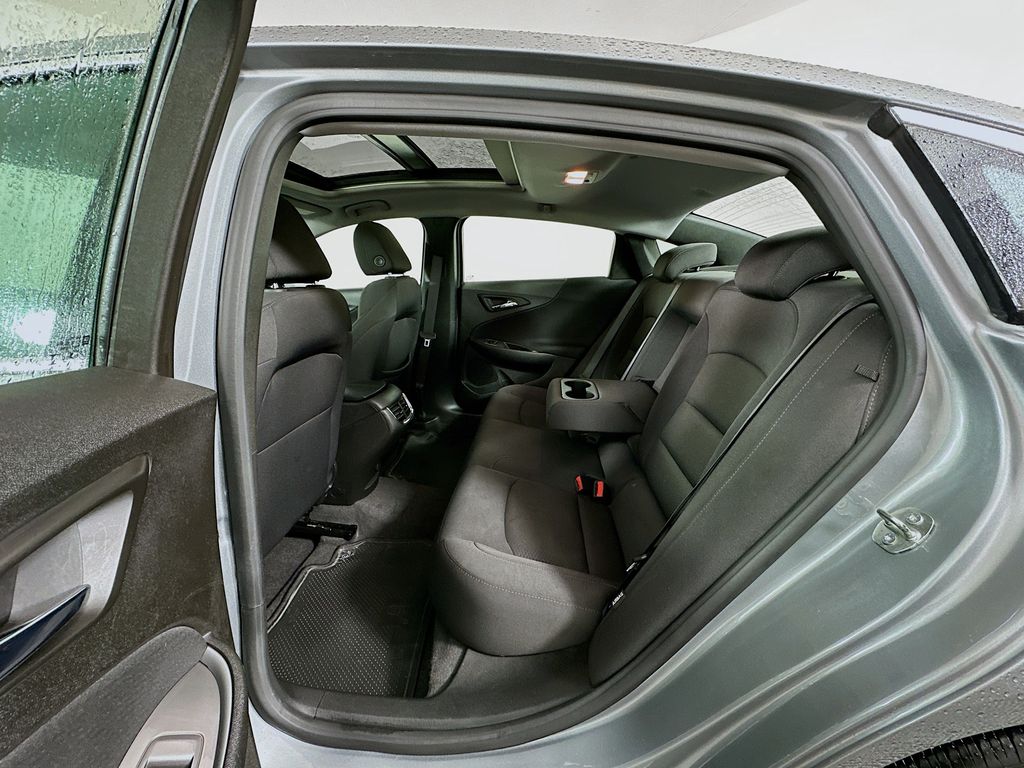 Thumbnail: 2023 Chevrolet Malibu - 25