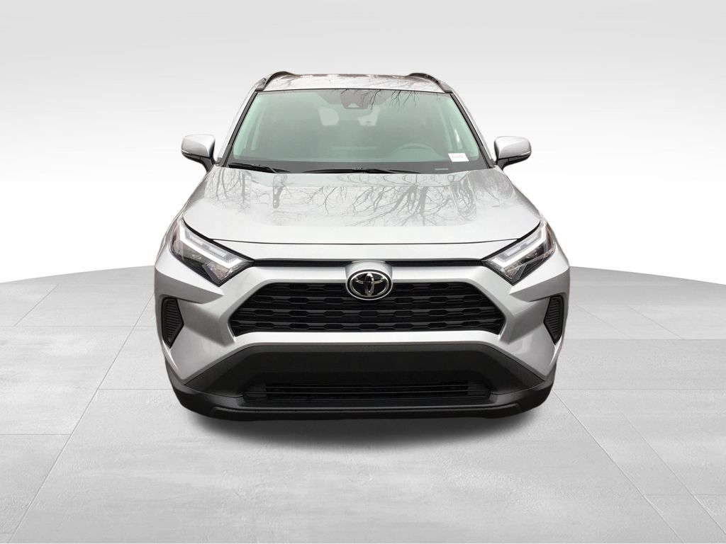 Thumbnail: 2025 Toyota RAV4 - 8