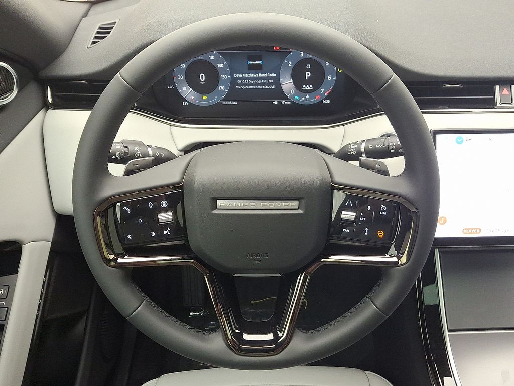 Thumbnail: 2026 Land Rover Range Rover Evoque - 17