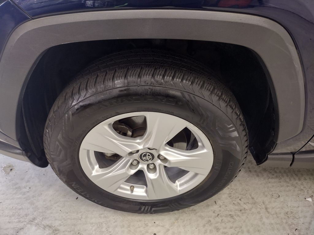2019 Toyota RAV4 Hybrid XLE
