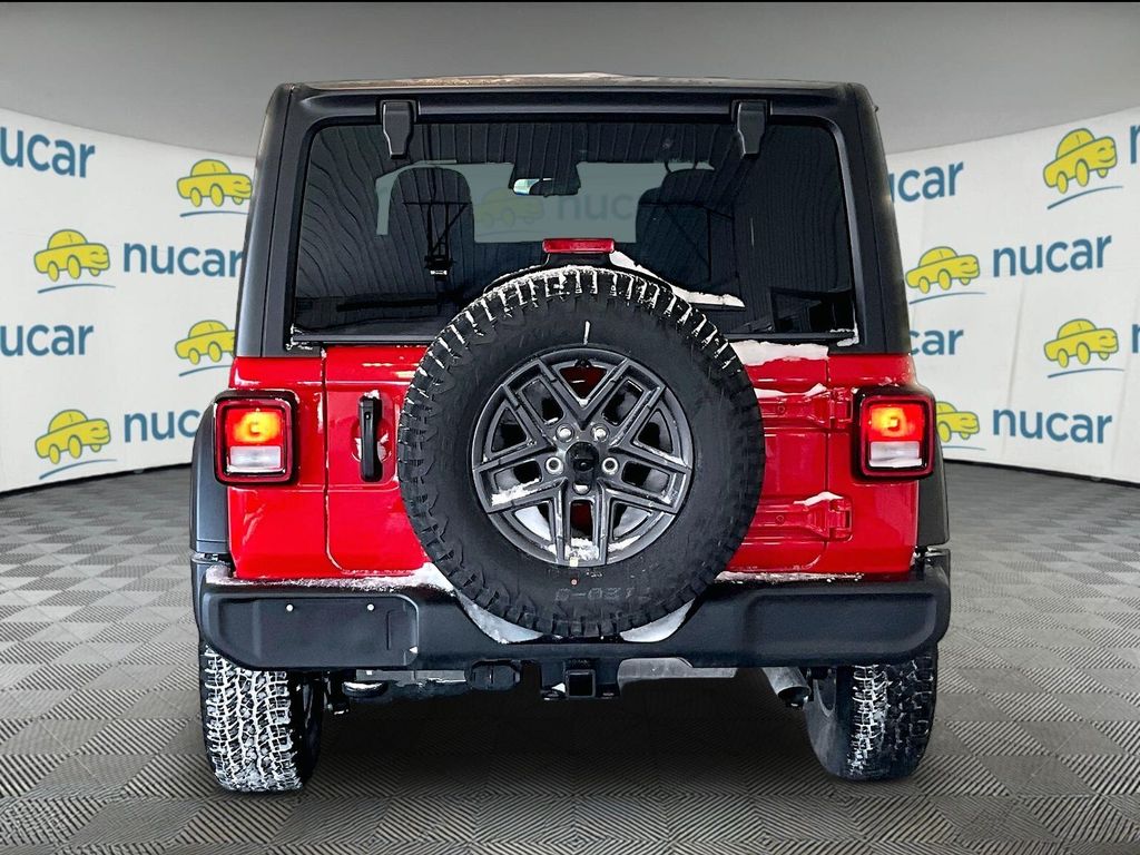 2026 Jeep Wrangler — photo 6