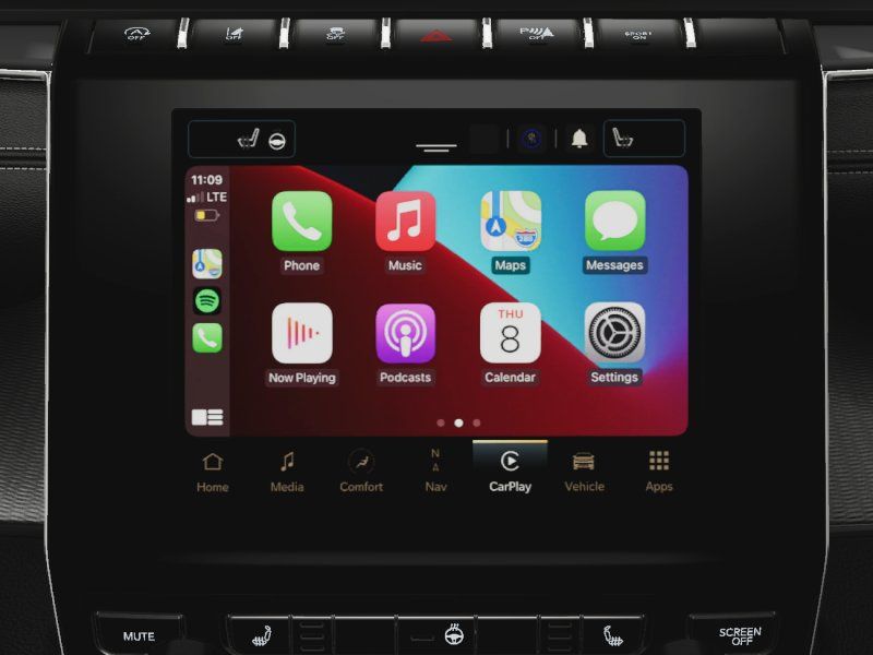 New 2025 Red Jeep Laredo X image 23