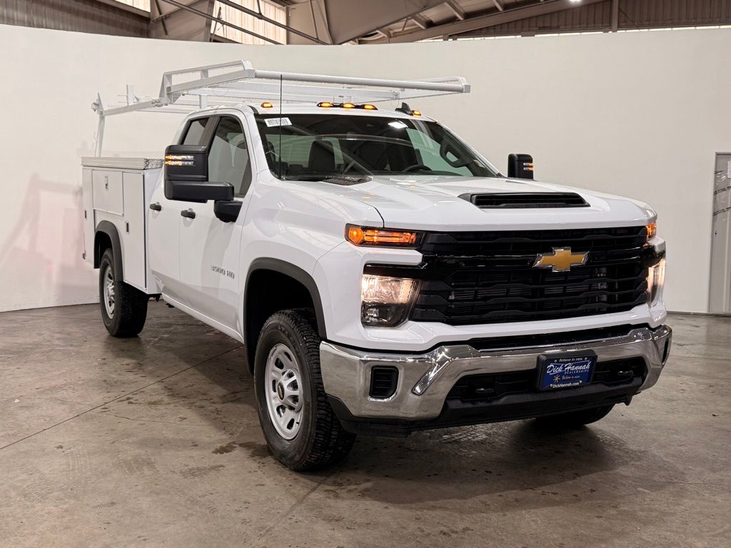 2025 Chevrolet Silverado 3500HD Work Truck