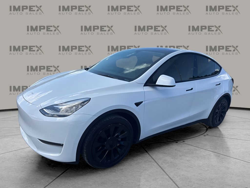 2022 Tesla Model Y Long Range Dual Motor All-Wheel Drive's photo
