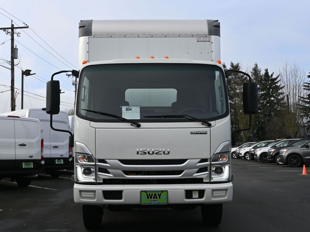2024 Isuzu NPR HD 
