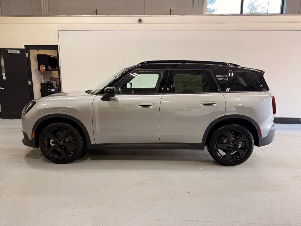 Thumbnail: 2025 MINI Cooper Countryman - 2