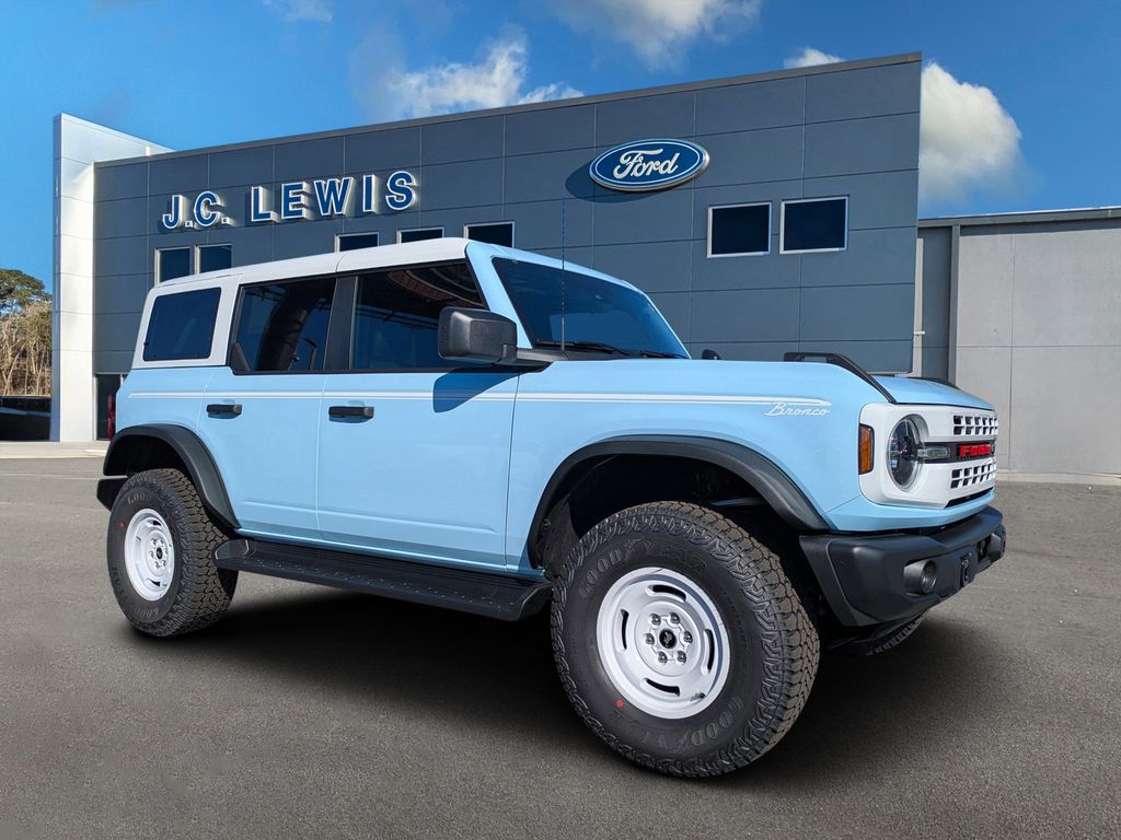 2025 Ford Bronco 4-Door Heritage Editon's photo