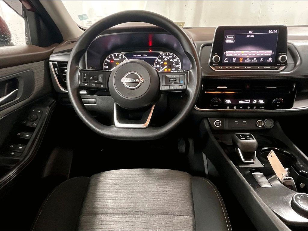 2023 Nissan Rogue — photo 17