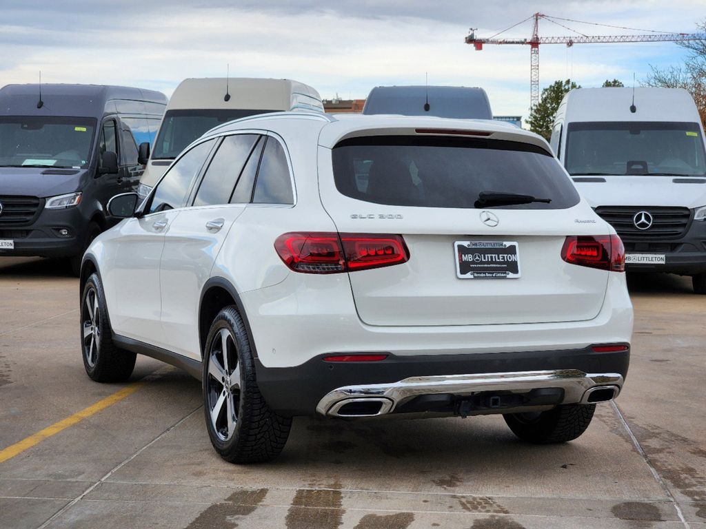 2021 Mercedes-Benz GLC GLC 300 7