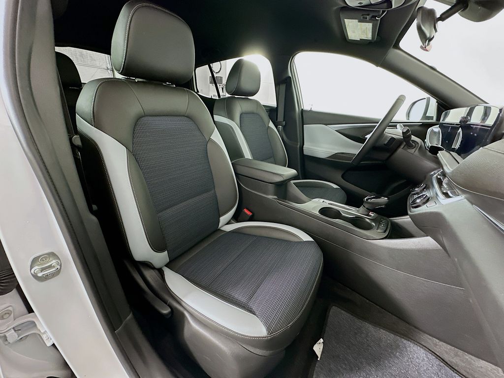 2024 Buick Envista Preferred 26