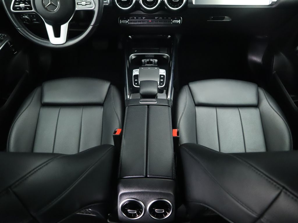 2020 Mercedes-Benz GLB 250 16