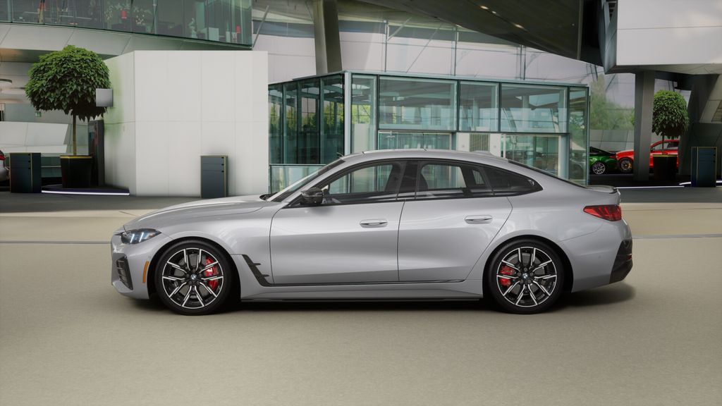 Thumbnail: 2025 BMW i4 - 31