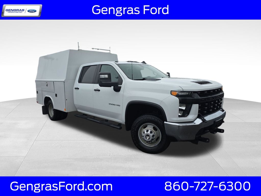 Summit White 2022 Chevrolet Silverado 3500HD Pickup Truck Four-Wheel Drive 6-Speed Automatic