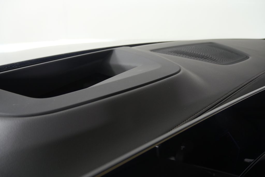 Thumbnail: 2026 BMW X5 - 19