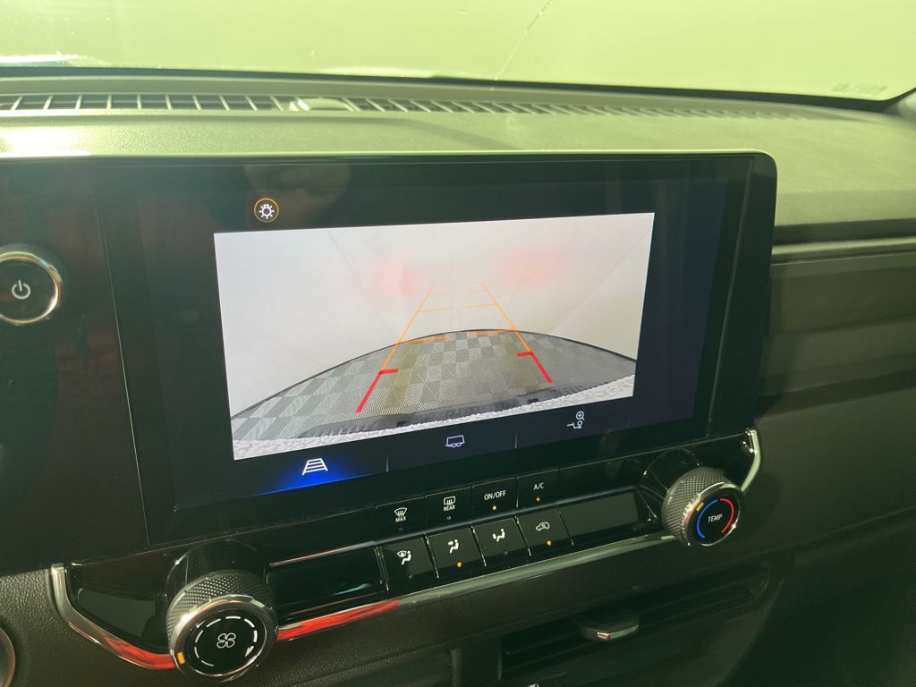 Thumbnail: 2024 Chevrolet Colorado - 26