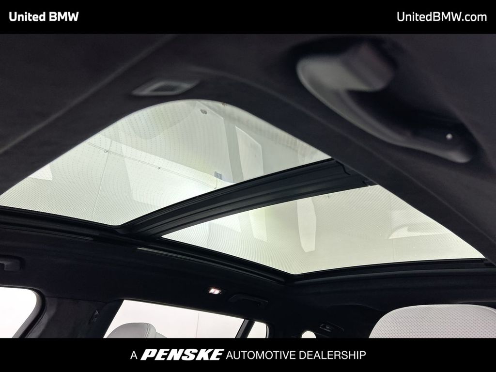 Thumbnail: 2024 BMW X7 - 20