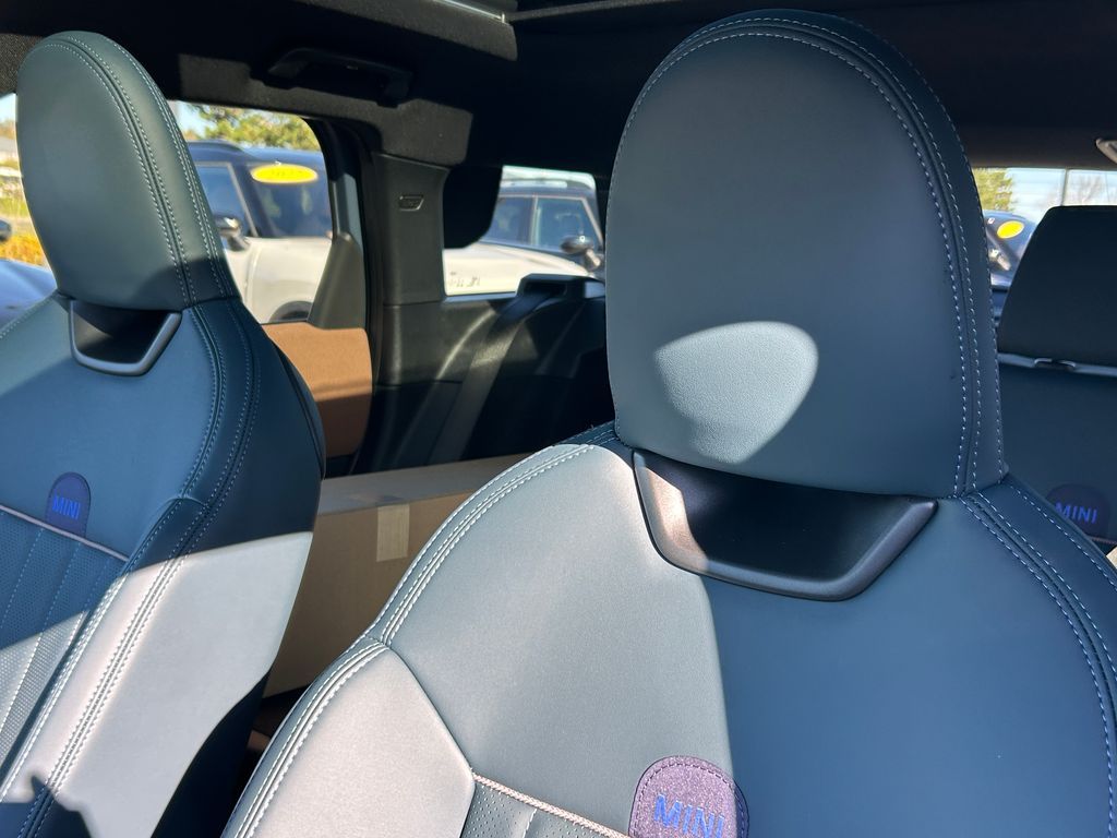 Thumbnail: 2026 MINI Cooper Countryman - 13