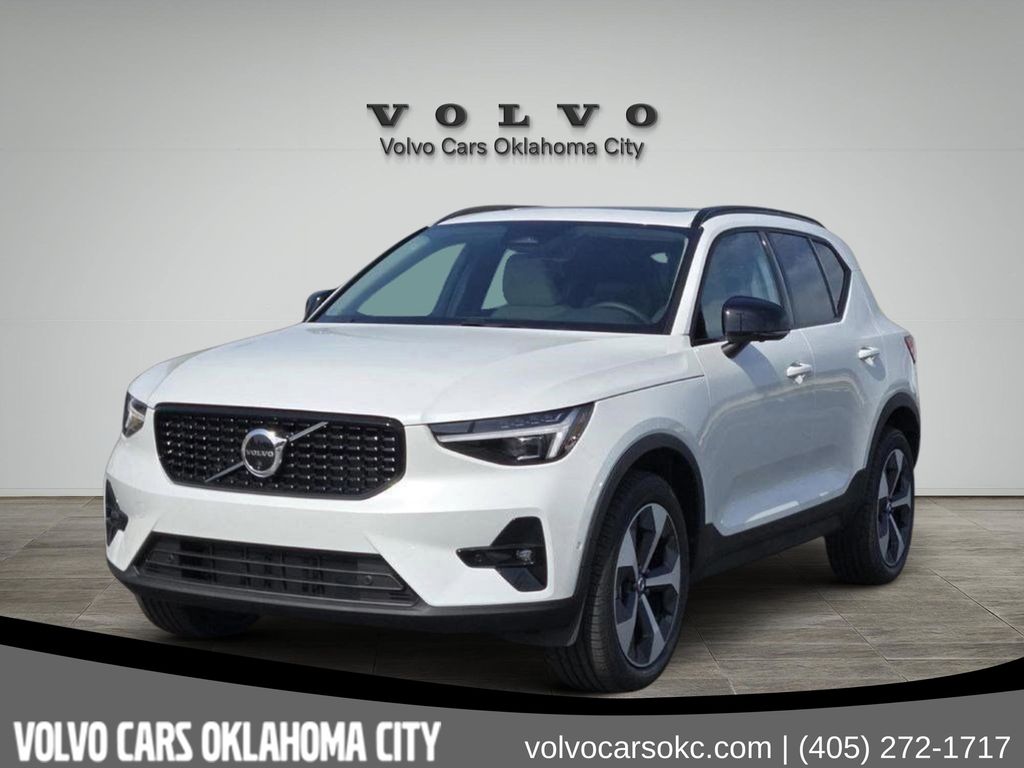 2026 Volvo XC40