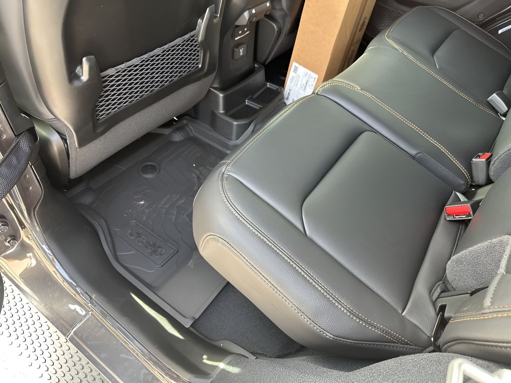 New 2026 Gray Jeep Sahara image 20