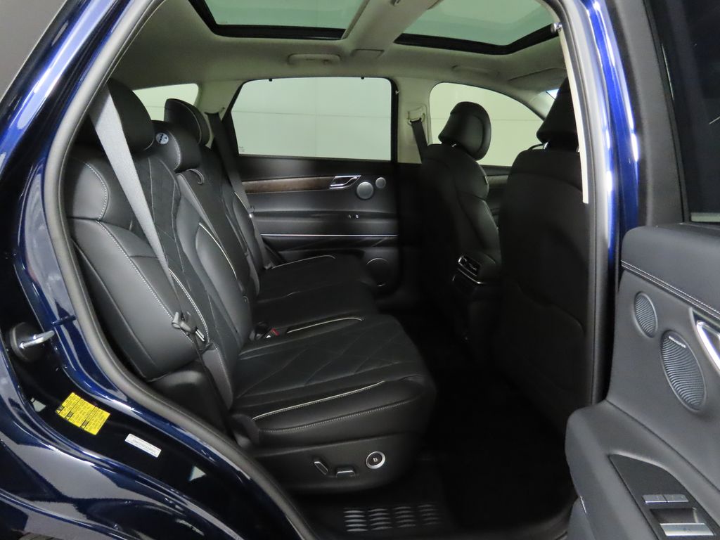 2025 Genesis GV80 3.5T 23