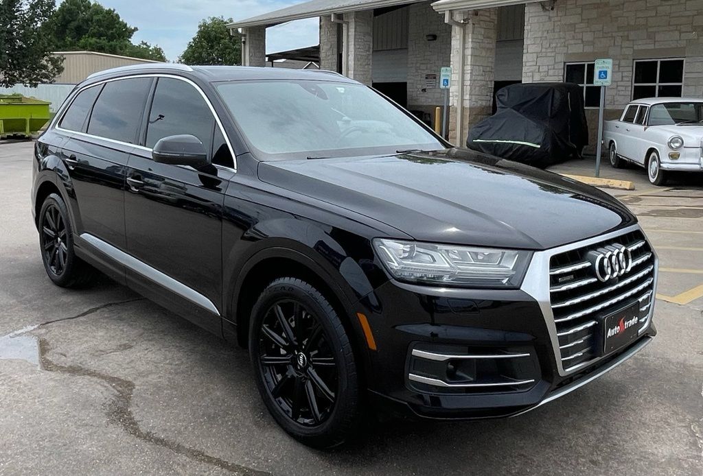 2017 Audi Q7 2.0T Premium Plus Black at Autostrade