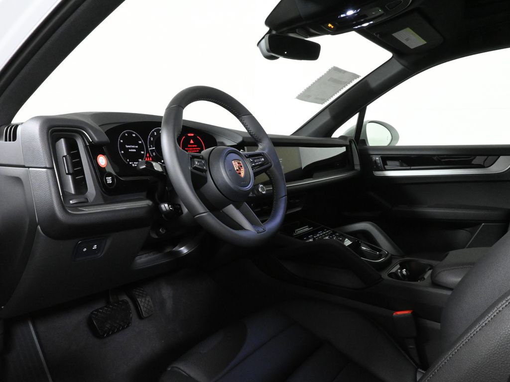 Thumbnail: 2026 Porsche Cayenne - 4