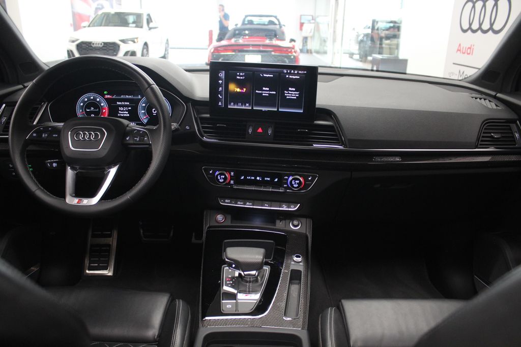 Thumbnail: 2023 Audi SQ5 - 10