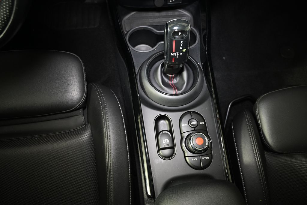 Thumbnail: 2020 MINI Cooper Clubman - 19