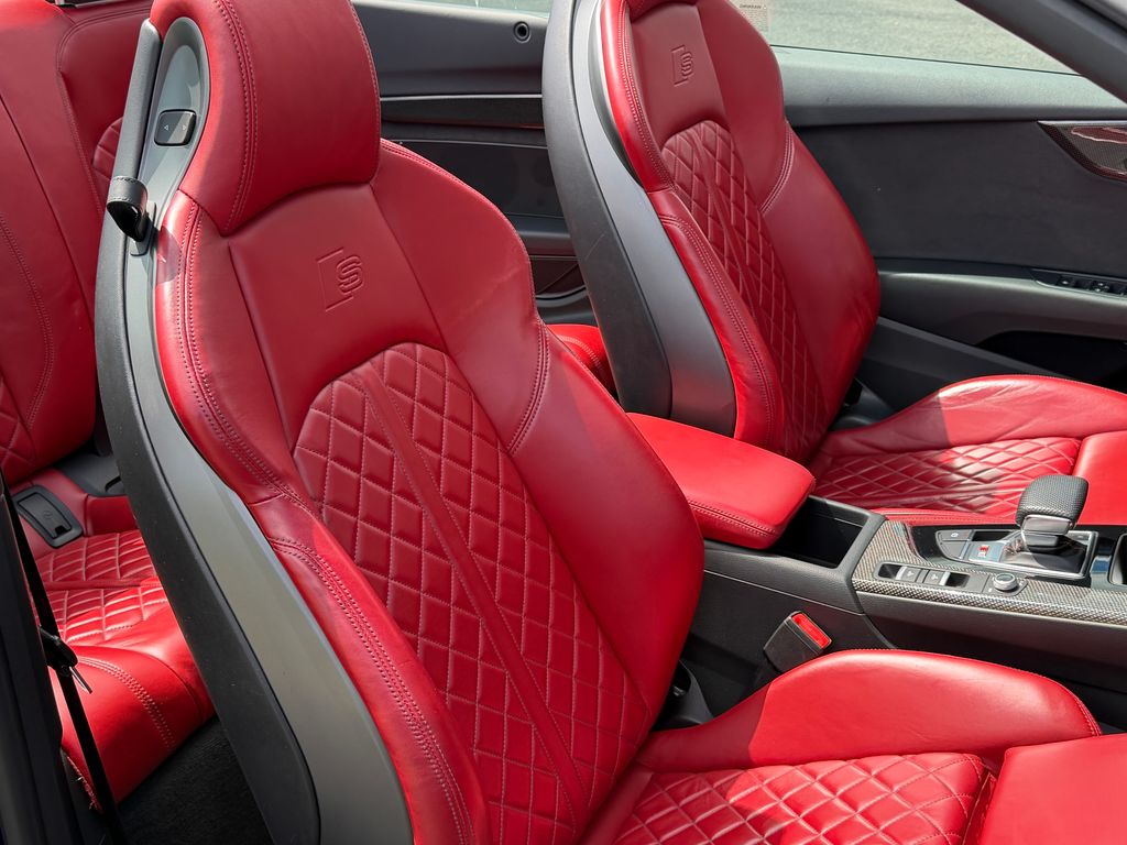 Thumbnail: 2022 Audi S5 - 9