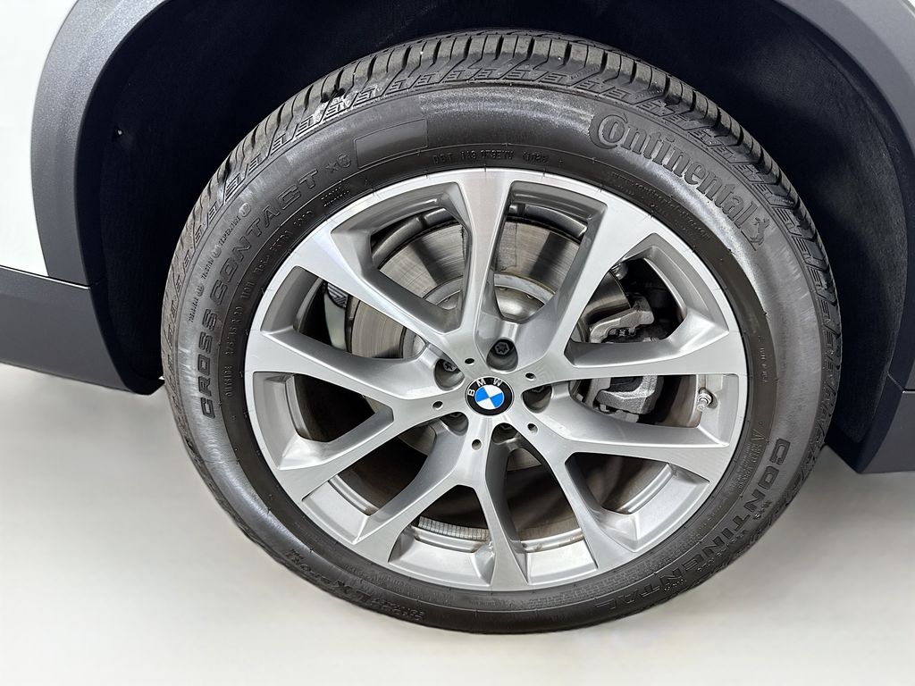 Thumbnail: 2026 BMW X5 - 32