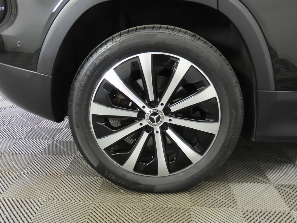 Thumbnail: 2022 Mercedes-Benz GLB - 30