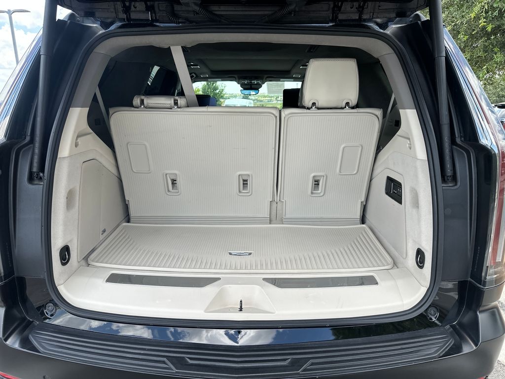 Used 2025 Black Cadillac Premium Luxury Platinum image 43