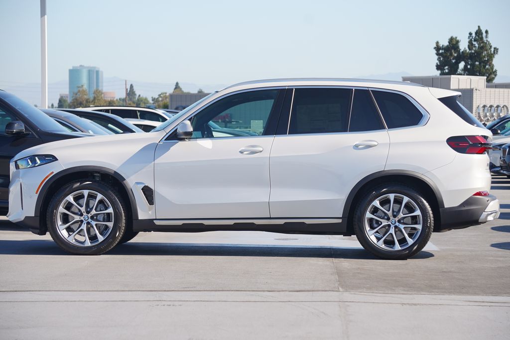 2025 BMW X5 sDrive40i 4