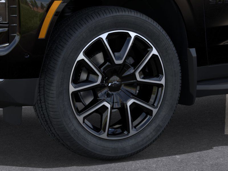 2026 Chevrolet Suburban — photo 9