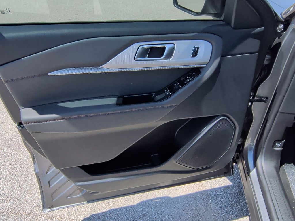 2026 Ford Explorer Active - 9