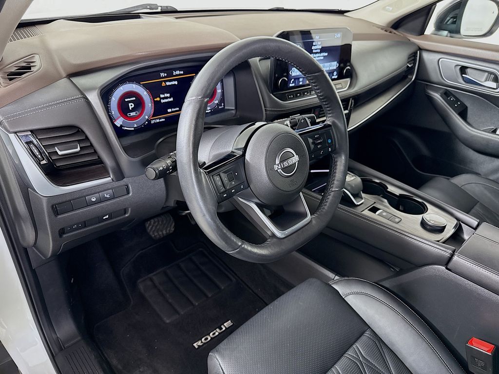 Thumbnail: 2022 Nissan Rogue - 9
